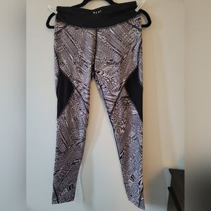 361° one degree beyond women leggings